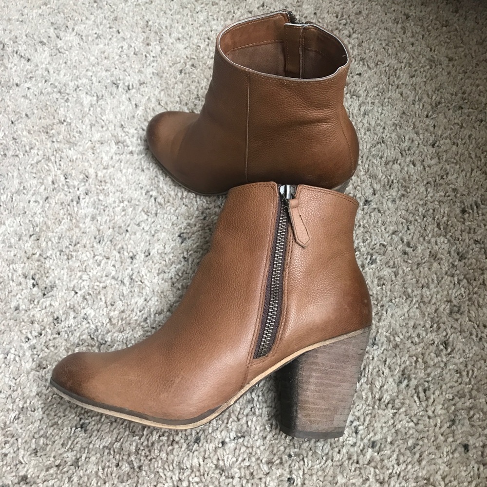 BP Trolley-Lea Ankle Booties